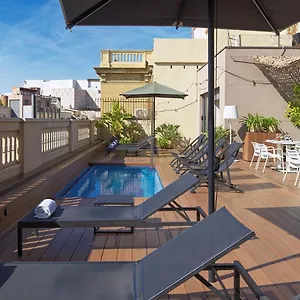https://h10-urquinaona-plaza.catalonia-hotels.com